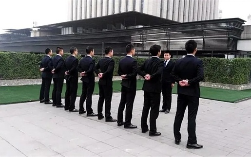 临海揭秘：如何选择靠谱的收债公司？老司机给你支招